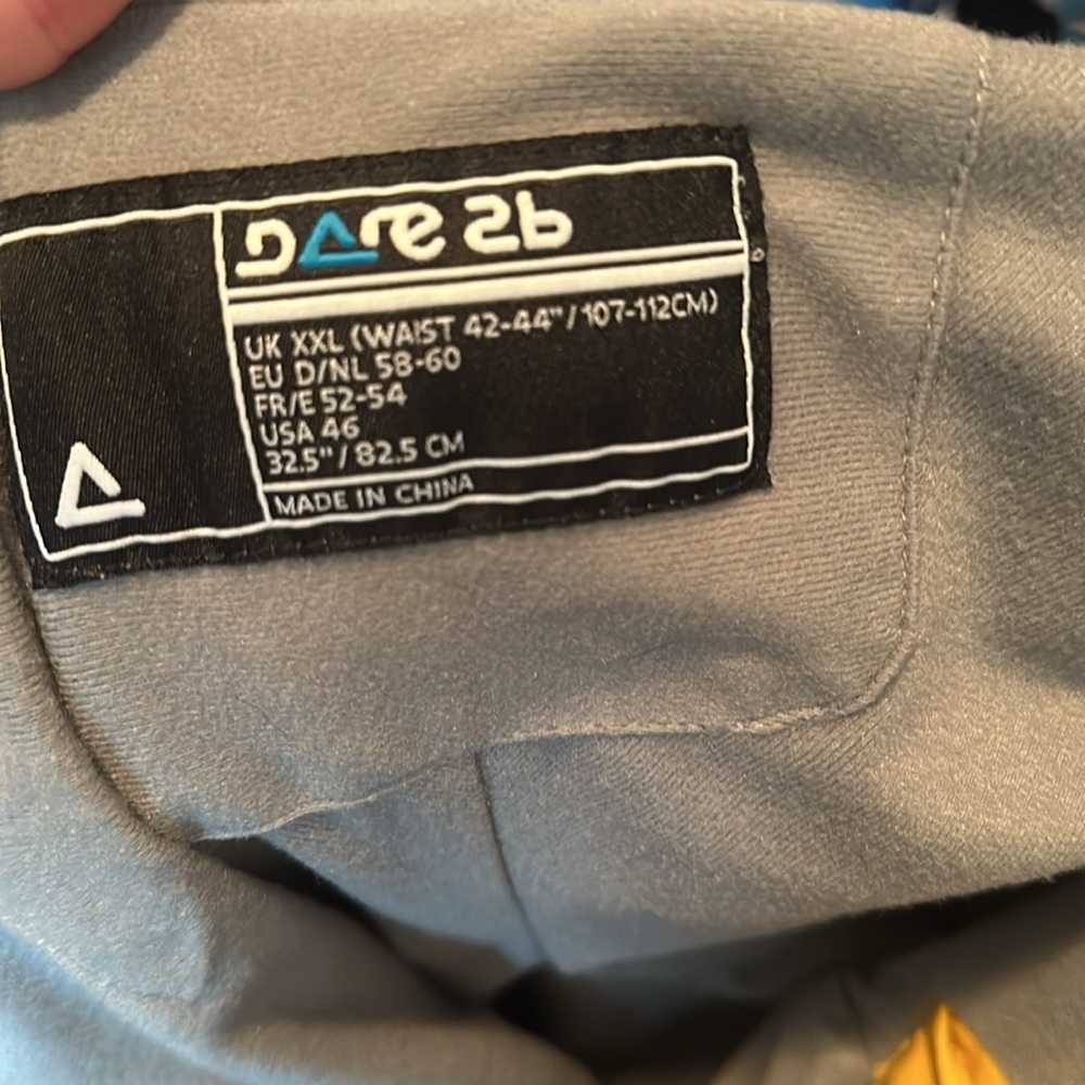 Snowboarding Bibs - image 3